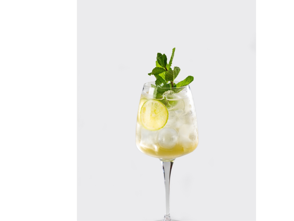 Refreshing cocktails